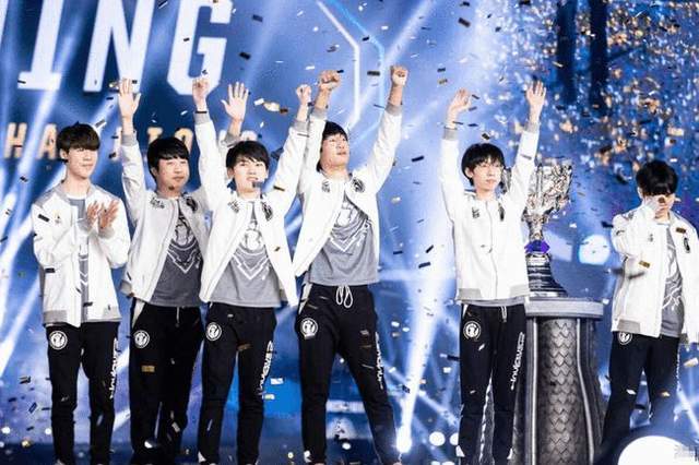  LPL夏季赛总决赛火热开战，冠军归属悬念迭起  