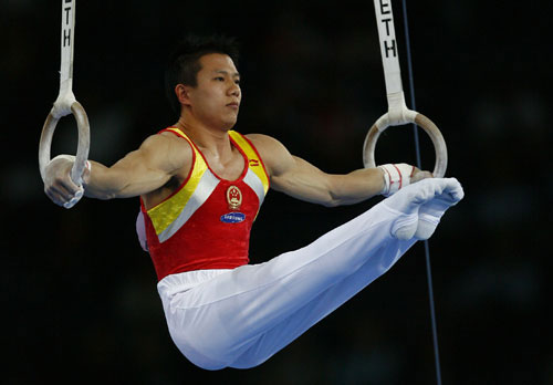  守擂冠军遭遇强力挑战，卫冕之路困难重重  