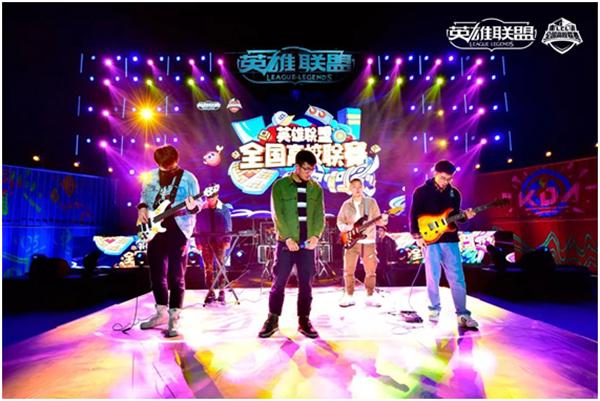  电竞巾帼英豪绽放赛场别样风采