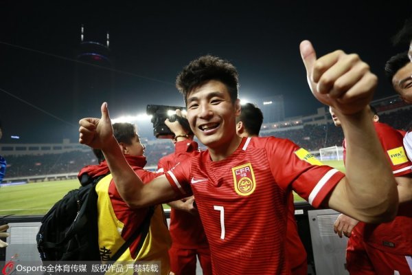  世界杯预选赛，国足力克亚洲劲旅