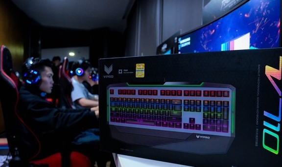  电竞设备升级助力选手发挥水平