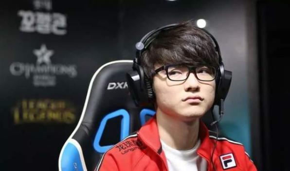  老将新人同台竞技书写电竞传奇